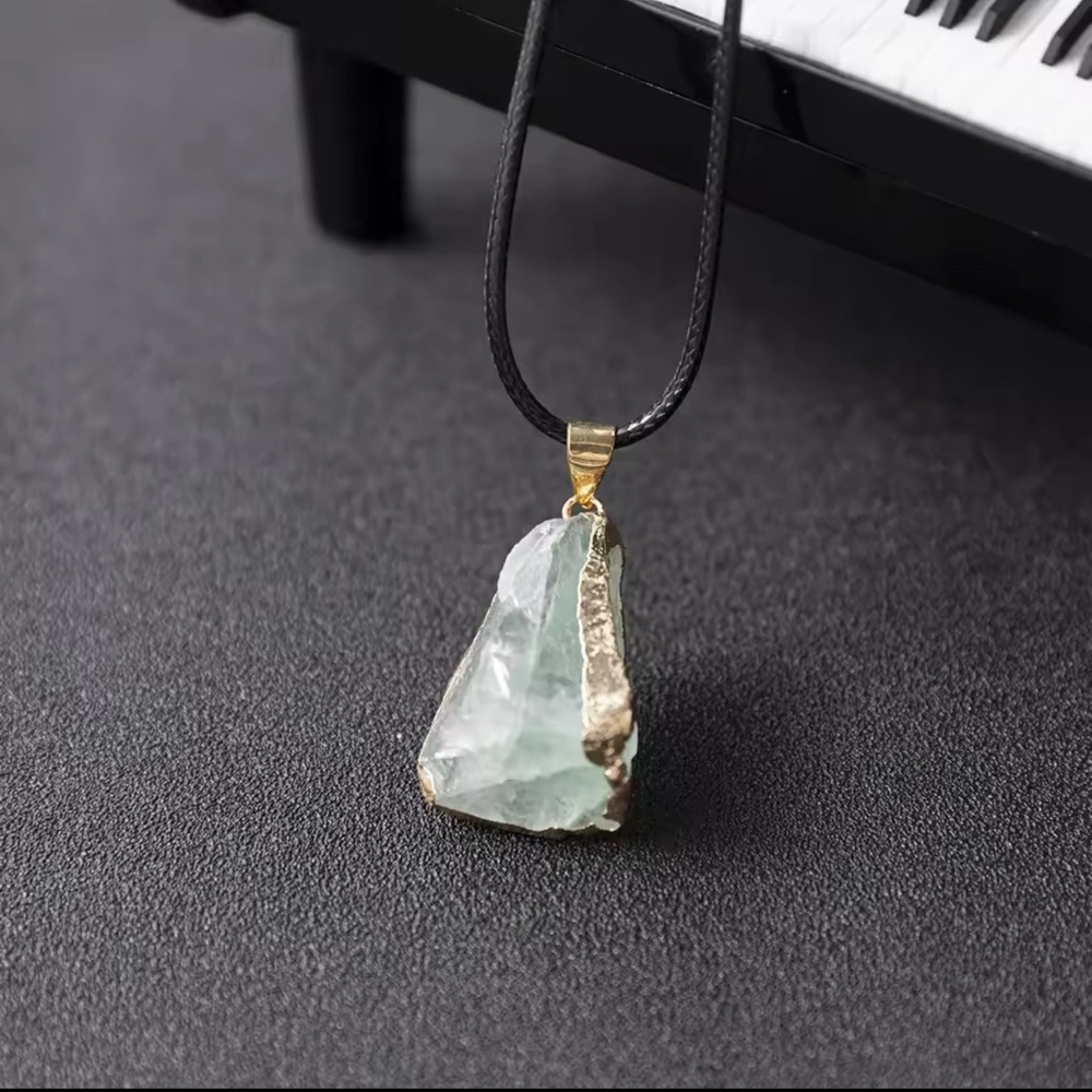 National aventurine Stone Pendant Necklace